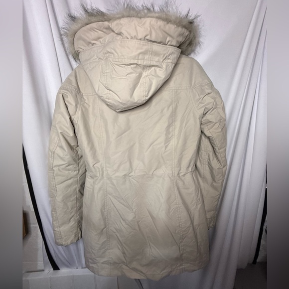 Women's Columbia Cream Parka with Faux Fur Hood - Picture 3 of 6